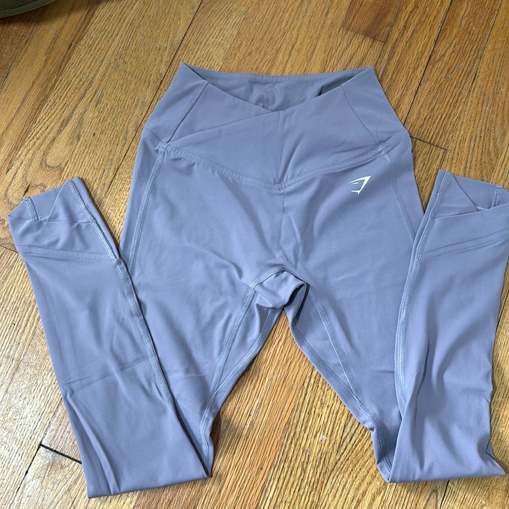GYMSHARK leggings.
